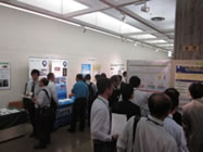 参考:第18回研究集会 企業展およびポスター展示の様子(埼玉会館) 参考:第18回研究集会 企業展およびポスター展示の様子(埼玉会館)